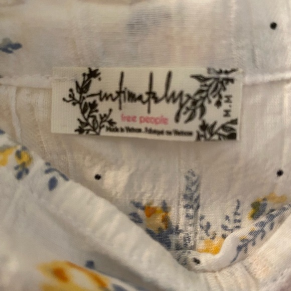 Womens bodysuit with puff sleeves - free people - Picture 2 of 2